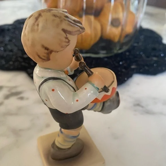 Hummel Figurine Little Drummer - Picture 5 of 9